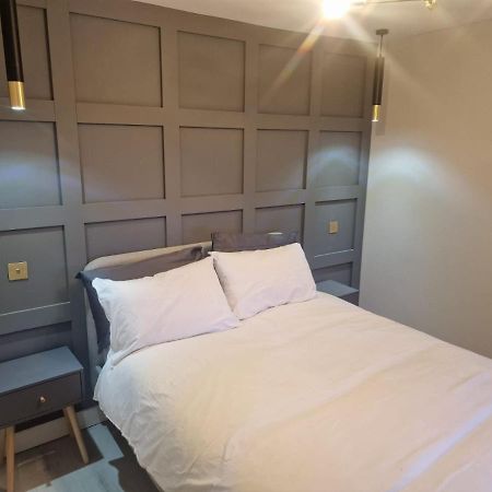 Collier'S Wood En-Suite Apartments Londres Extérieur photo
