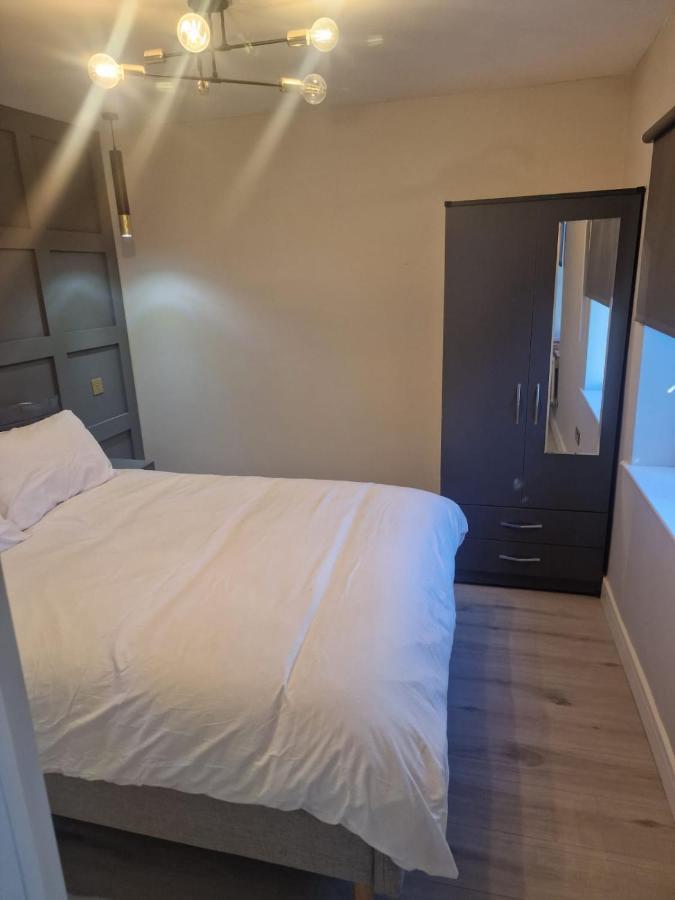 Collier'S Wood En-Suite Apartments Londres Extérieur photo