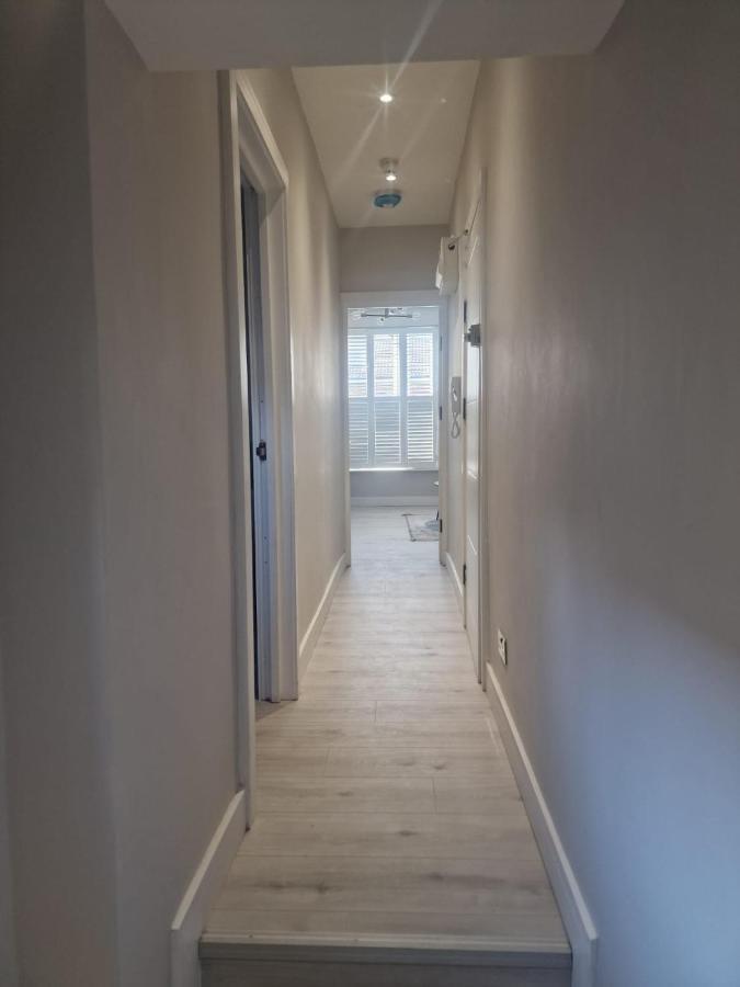 Collier'S Wood En-Suite Apartments Londres Extérieur photo